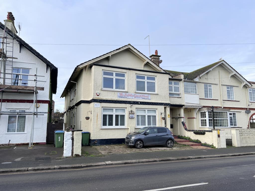 Lot: 3 - SIX-BEDROOM GUEST HOUSE FOR INVESTMENT - Semi detached guest house opposite Butlins